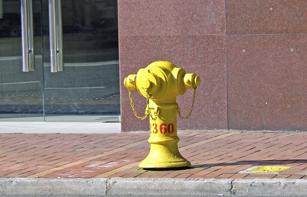Public housing authorities and owners corporations building pipe condition monitoring